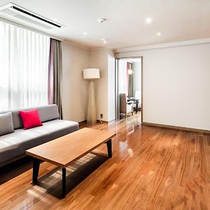 Corner Suite Double